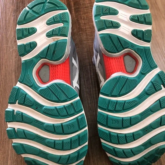 ASICS Women's Gel-Nimbus 22 Running Shoes 1012A587 Sheetrock 6.5M - Picture 6 of 10